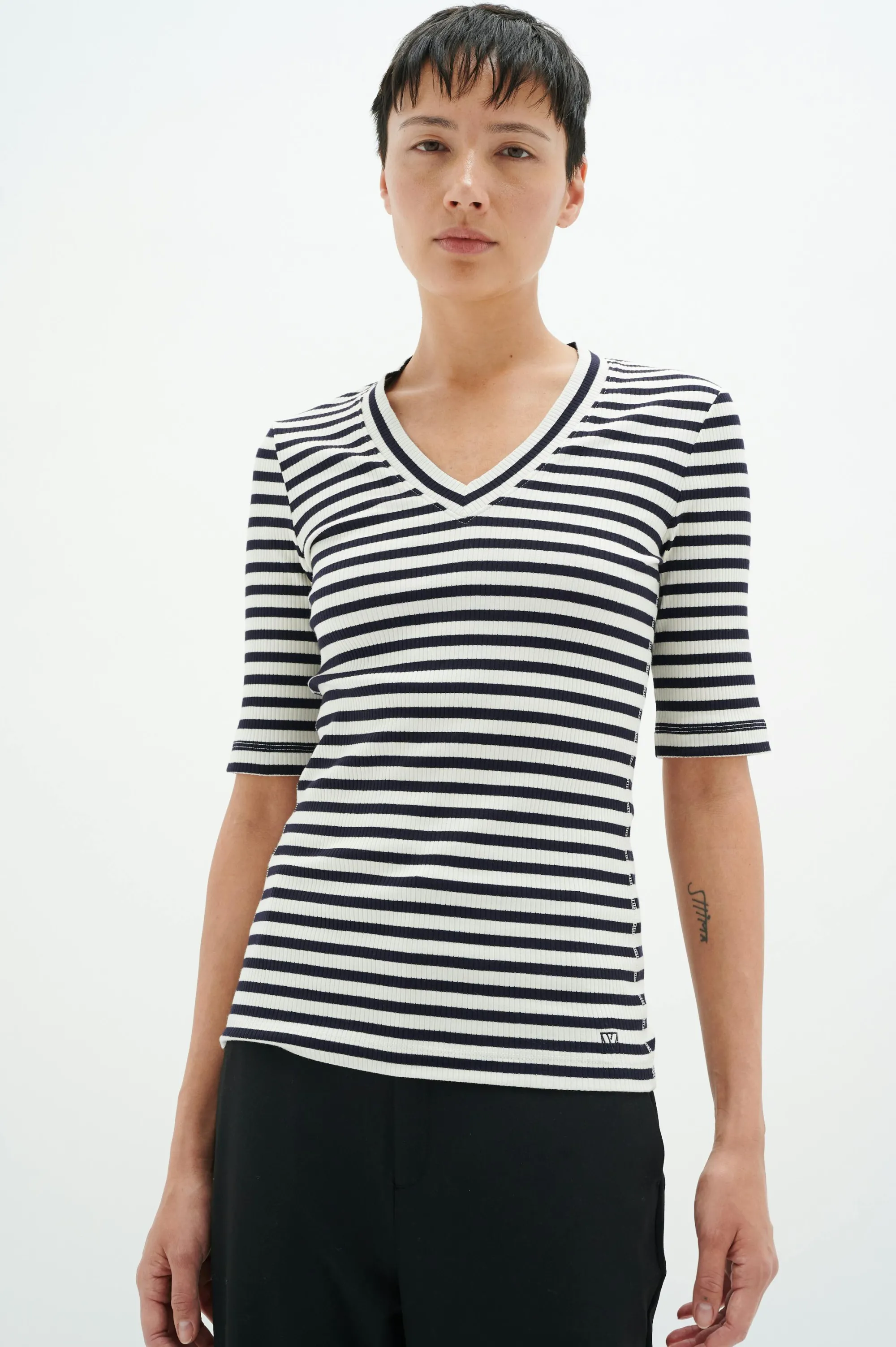 InWear T-shirts & Toppe | DagnaIW Striped V T-shirt