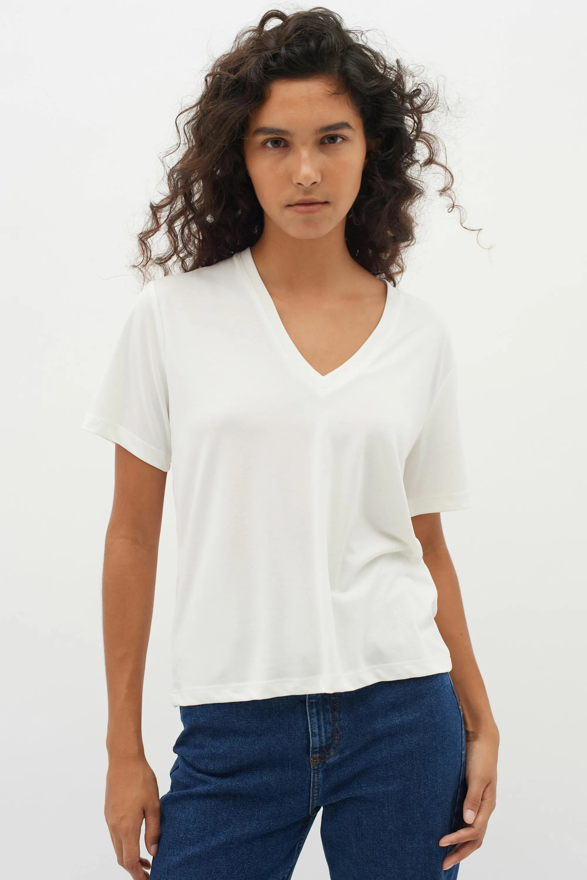 InWear T-shirts & Toppe | LilianaIW Base V-Neck T-shirt