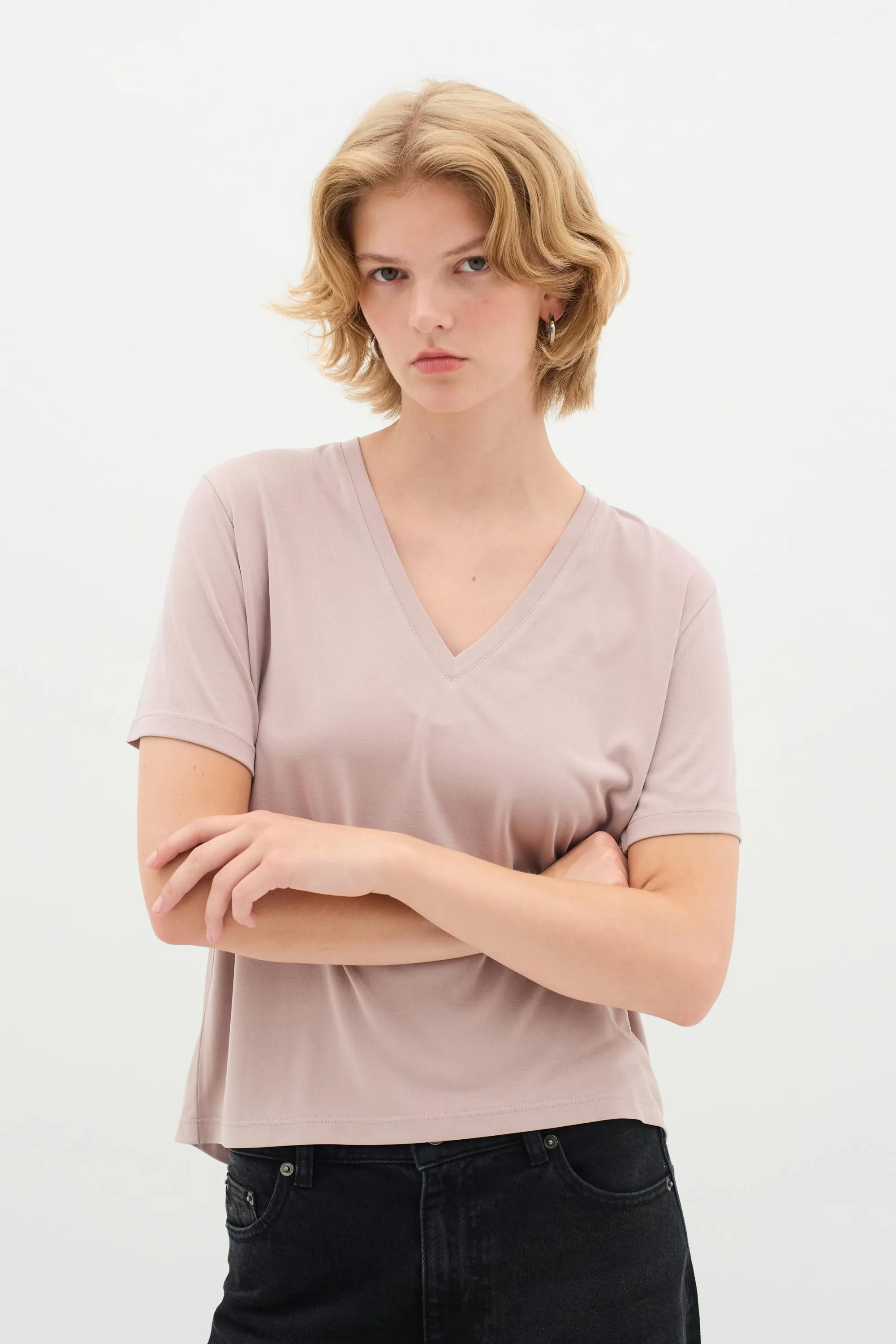 InWear T-shirts & Toppe | LilianaIW Base V-Neck T-shirt